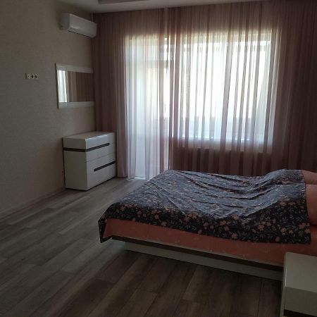 New Apartment On Parkovaya Chornomorsk Ngoại thất bức ảnh