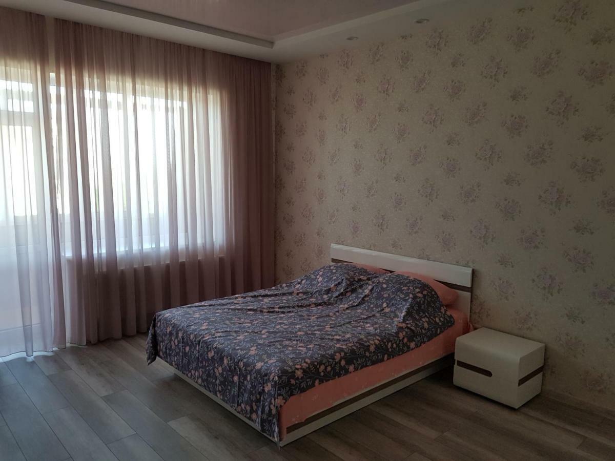 New Apartment On Parkovaya Chornomorsk Ngoại thất bức ảnh