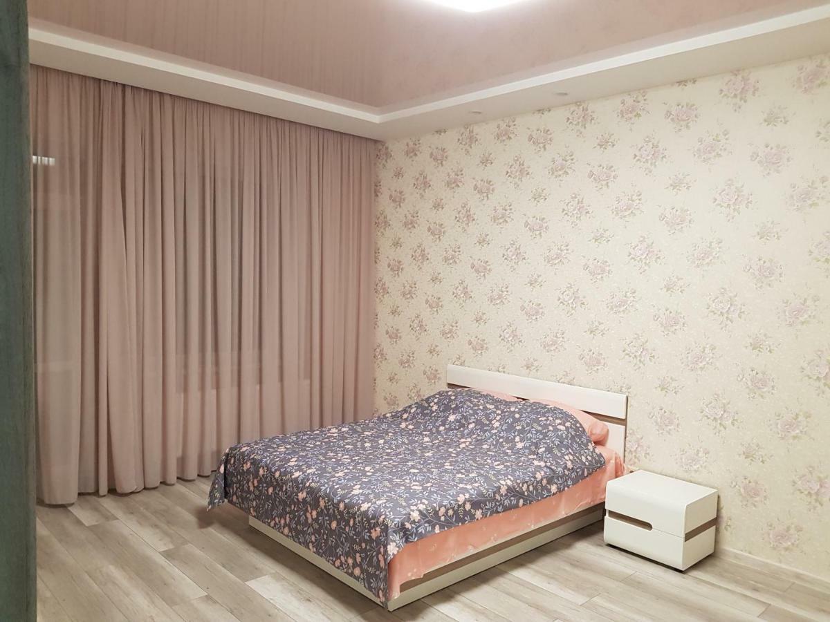 New Apartment On Parkovaya Chornomorsk Ngoại thất bức ảnh